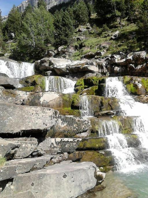 La Borda De Allue Huesca Dış mekan fotoğraf